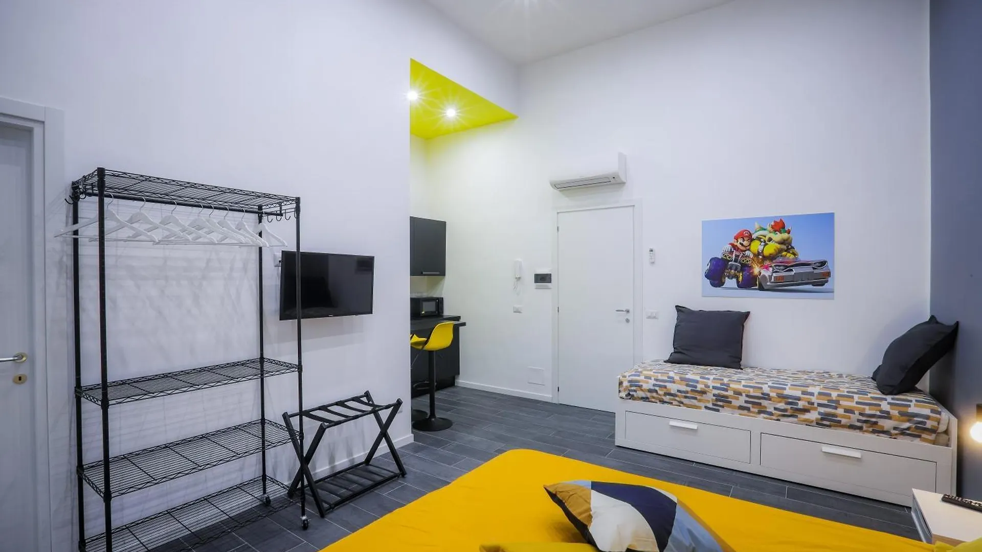 Aparthotel Napoli Games Apartments By Dimorra
