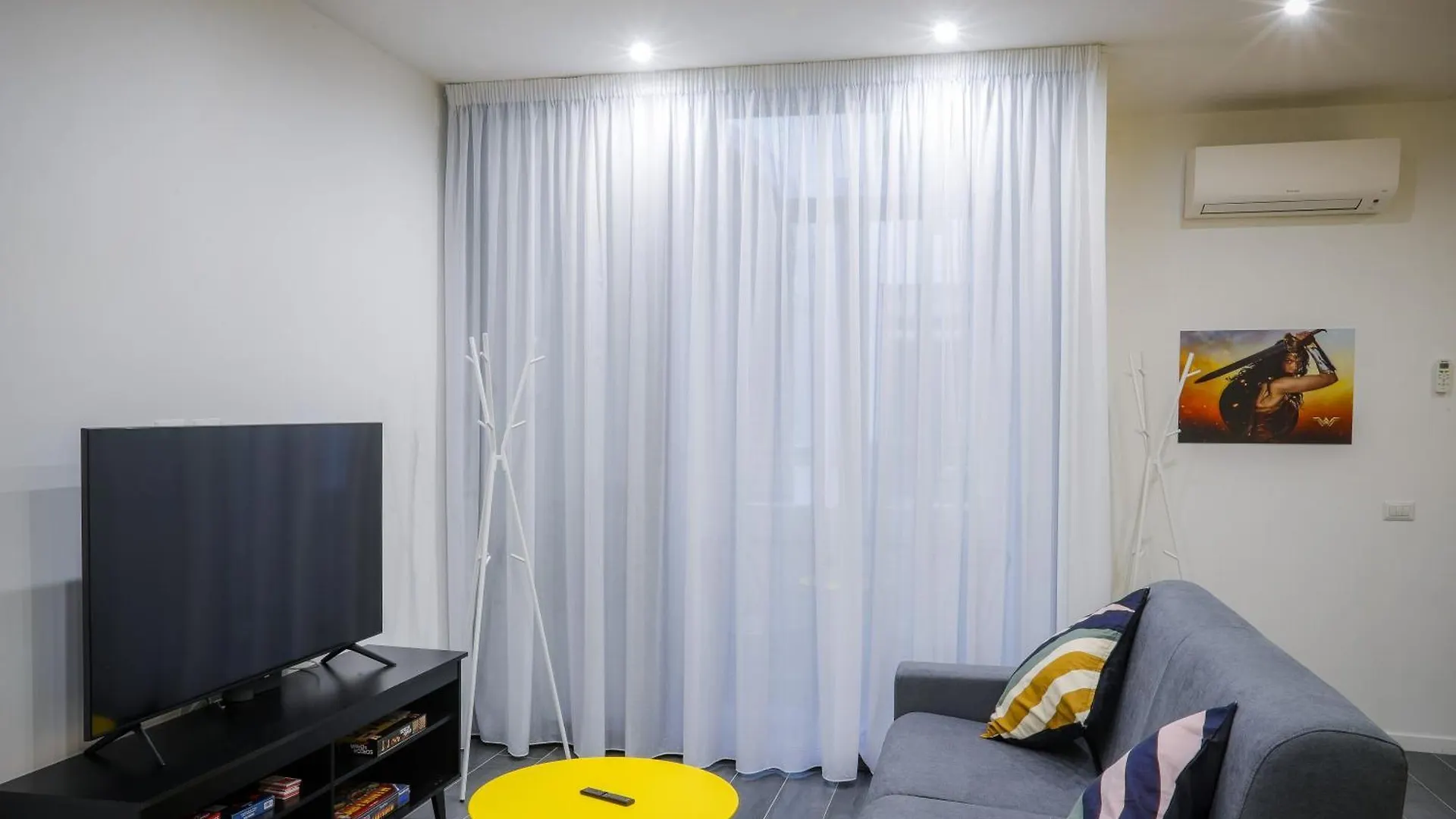 Napoli Games Apartments By Dimorra Lägenhetshotell Neapel