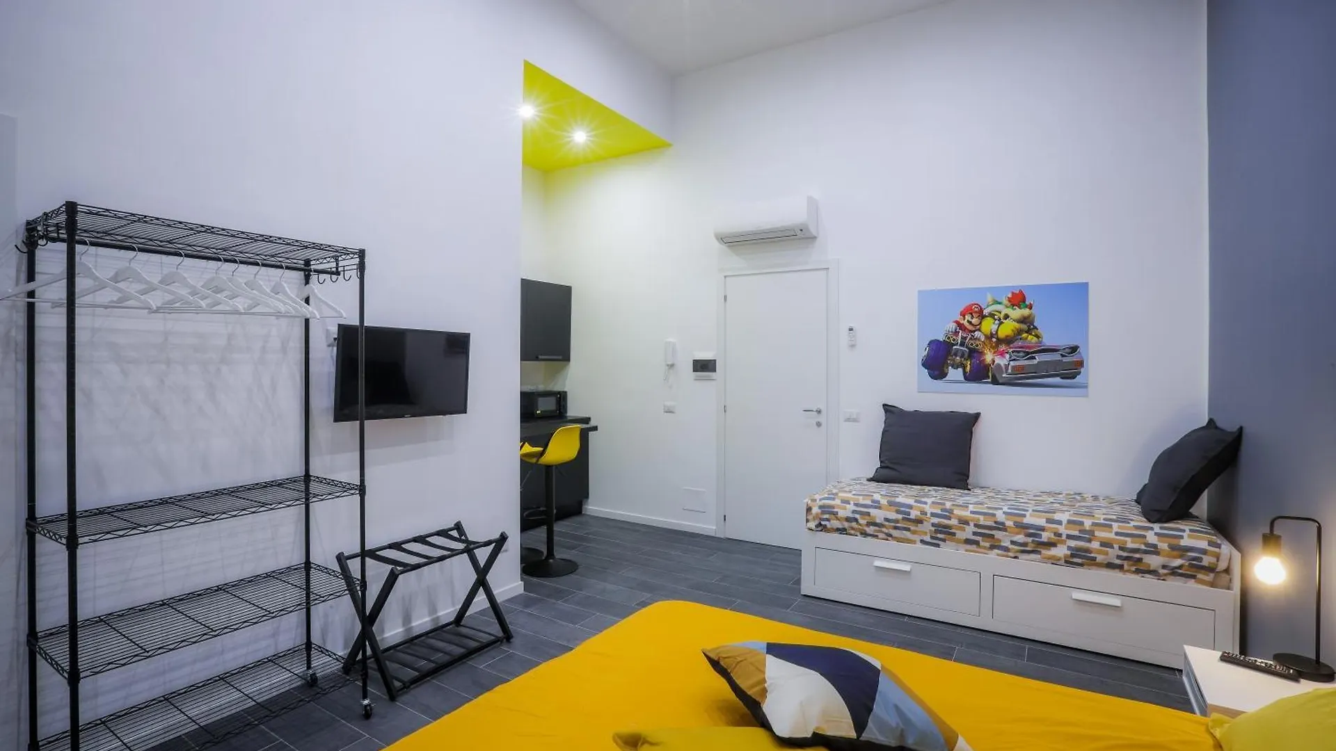 Napoli Games Apartments By Dimorra Lägenhetshotell Neapel