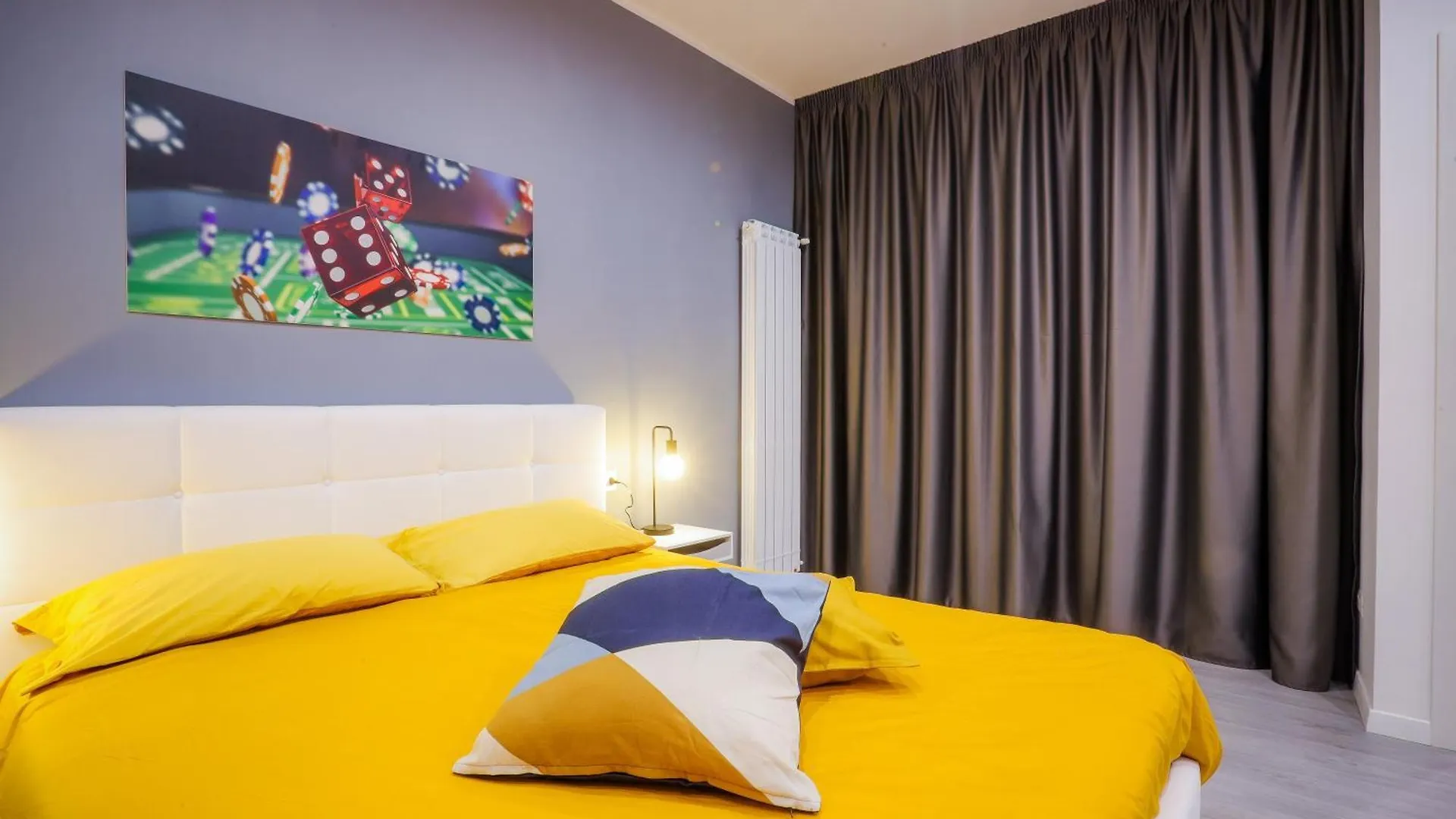 Napoli Games Apartments By Dimorra Lägenhetshotell Neapel