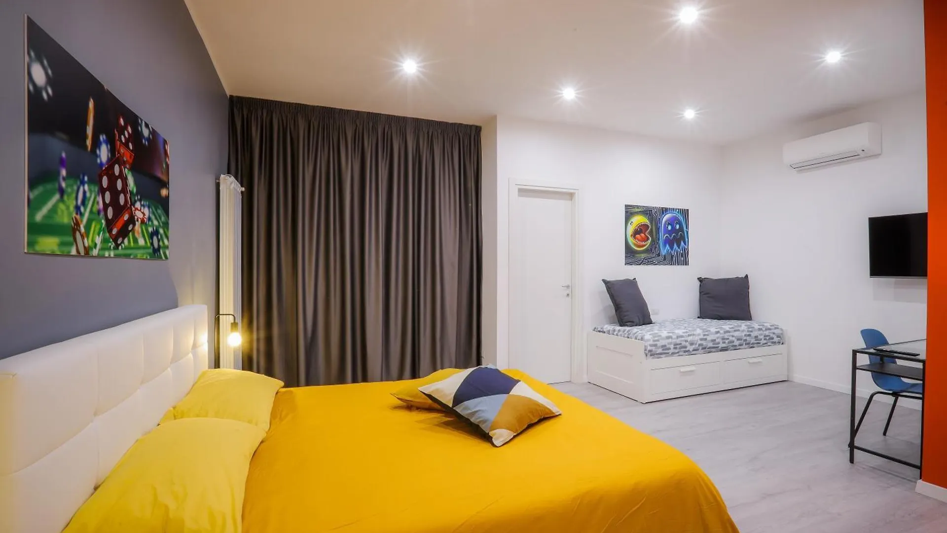 Napoli Games Apartments By Dimorra